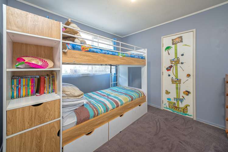 2/8 Silver Creek Road Manurewa_13