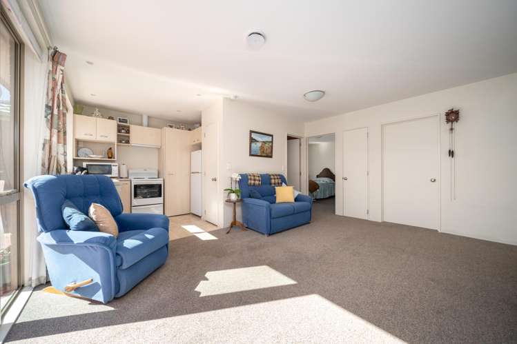 3/108 Yaldhurst Road_3