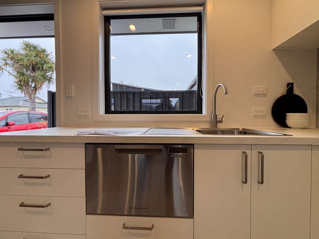 44 Church Street Mosgiel_4