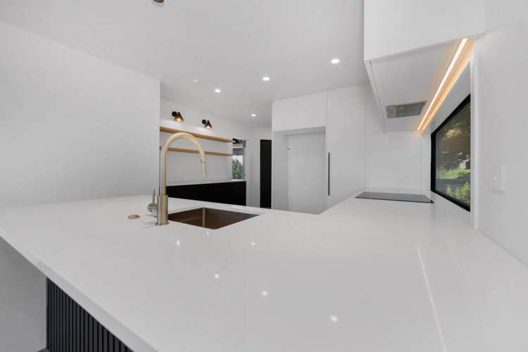 4/97 Cook Street Howick_18