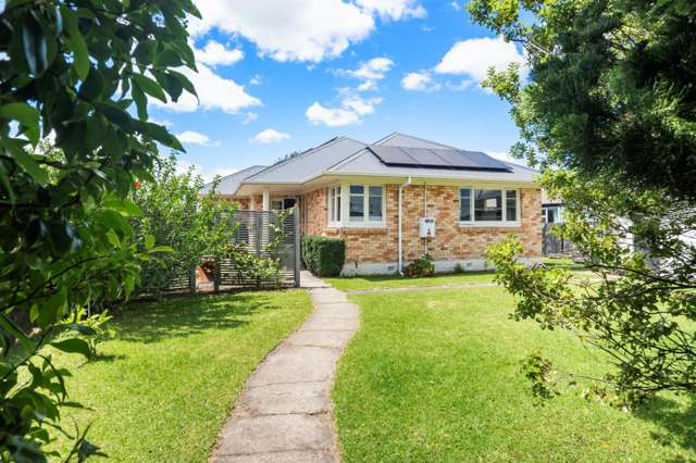 Renovated Home in Central Greerton