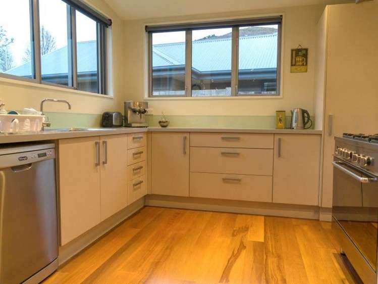 9 Amber Close Arthurs Point_3