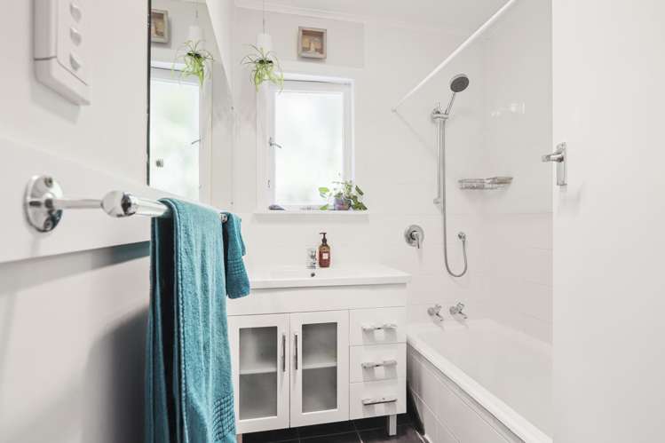 3 Endeavour Street Blockhouse Bay_14