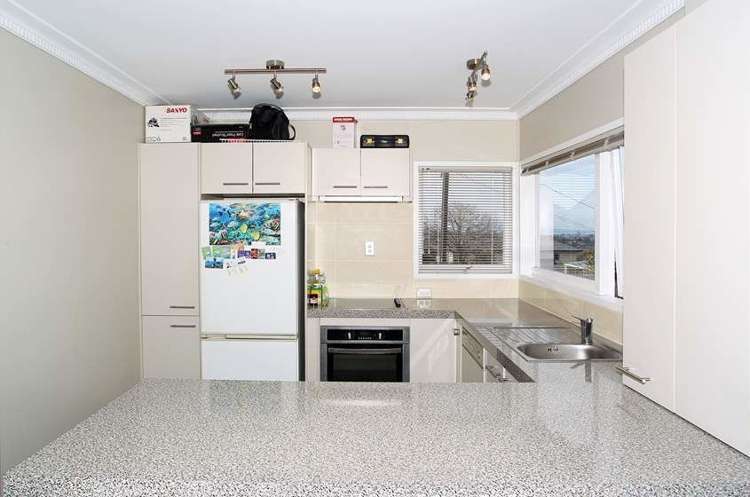 73 Target Road Totara Vale_3