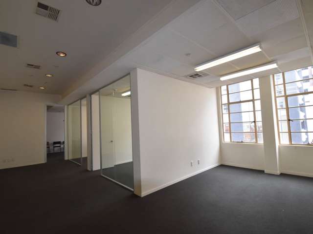 33 Wyndham Street City Centre_1