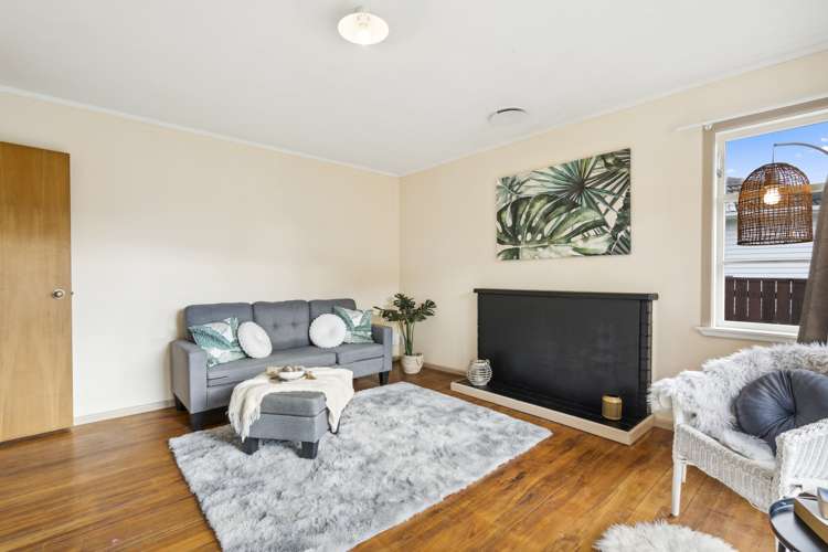 80 Hine Road Wainuiomata_9