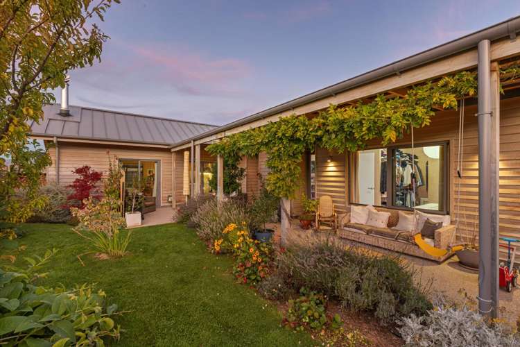 3 Doug Ledgerwood Drive Wanaka_16