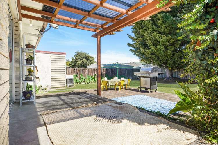 65 Resthill Crescent Glenview_14