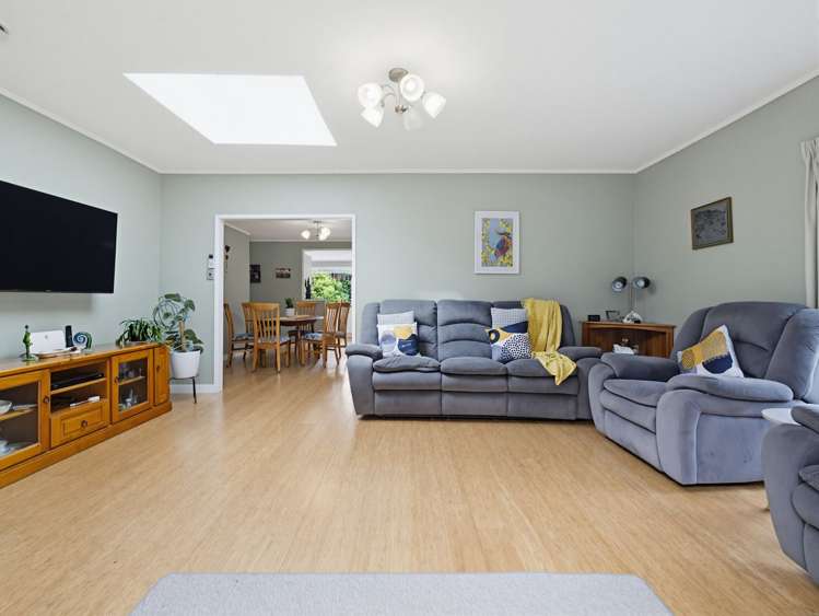 21 Sylvan Valley Avenue Titirangi_1