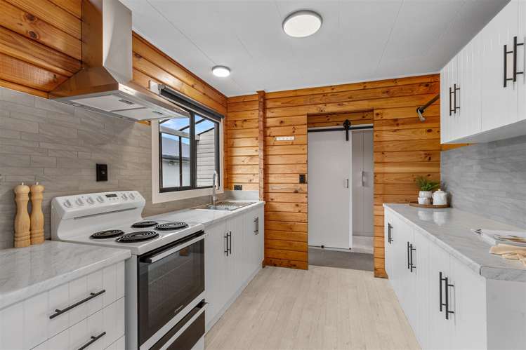 2/293 Burwood Road Burwood_9