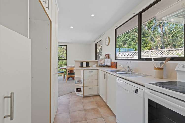 41 John Dee Crescent Red Beach_10