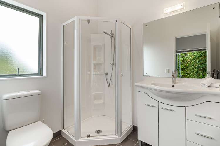 68 Jellicoe Parade Surfdale_33