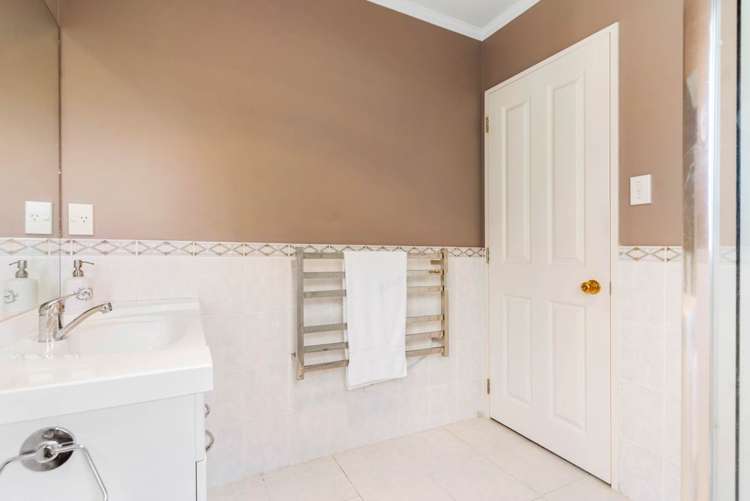 10 Emyvalie Place Dannemora_18