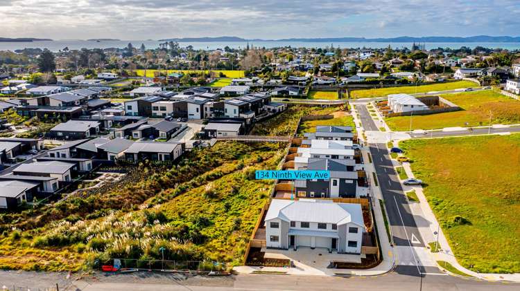 134 Ninth View Avenue Beachlands_18