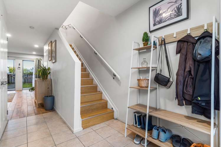 8/3 Hulme Place Henderson_16