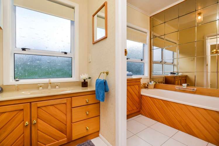 74 Churchill Road Cockle Bay_14