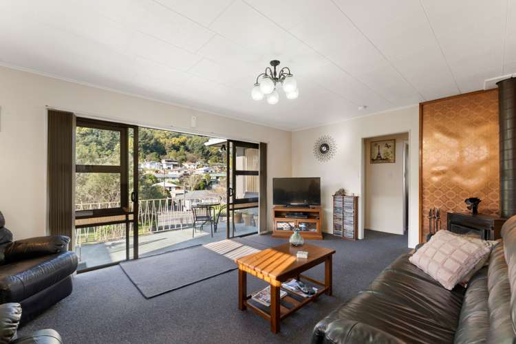 111 Waikawa Road Picton_8