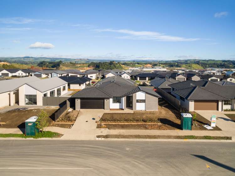 16 Te Ranga Memorial Drive Pyes Pa_20