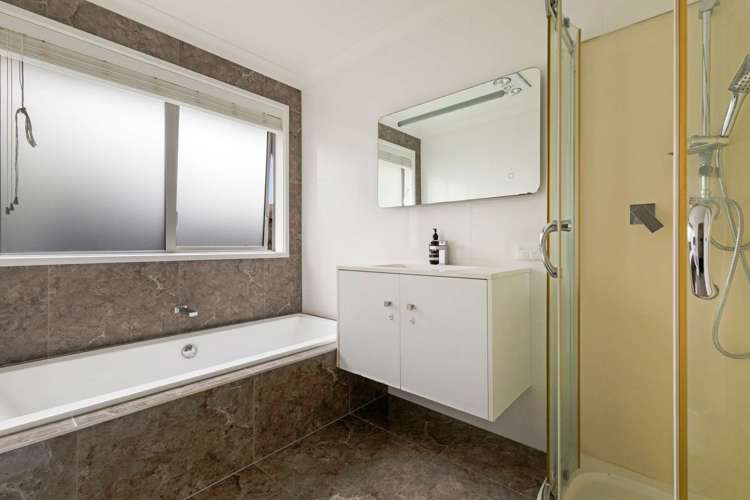 1 Puketi Lane Waiuku_14