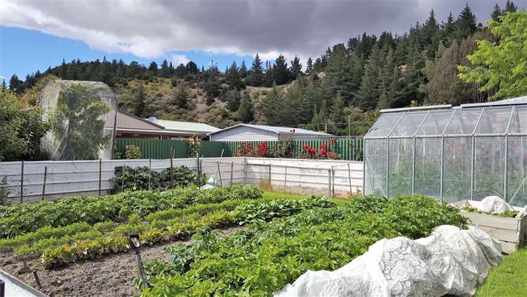 11 Hopkins Street Luggate_15