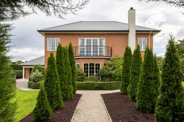 1789 South Eyre Road West Eyreton_4