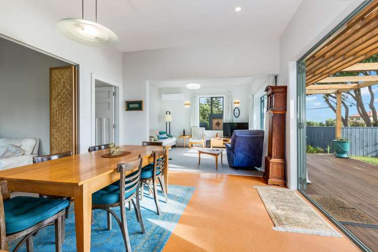 137 Wellington Road Paekakariki_5