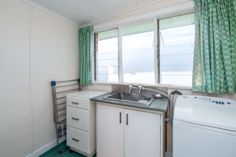 192 High Street Solway_16