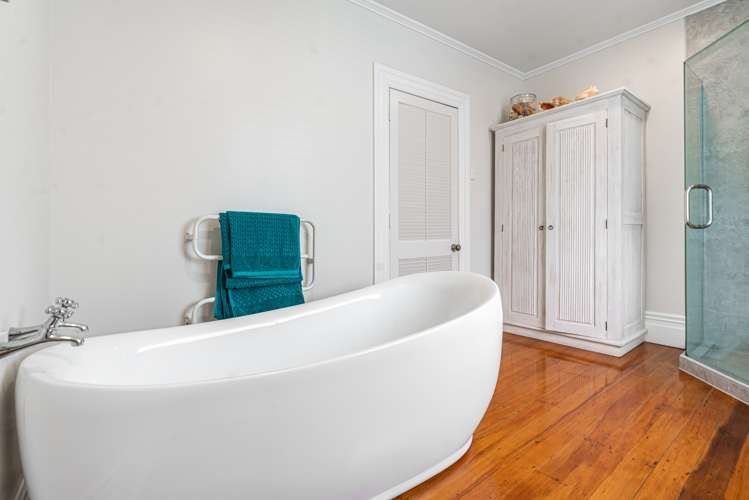 111 Bassett Road Remuera_15