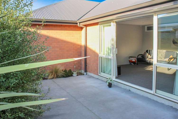 2/7 Browning Street Sydenham_6