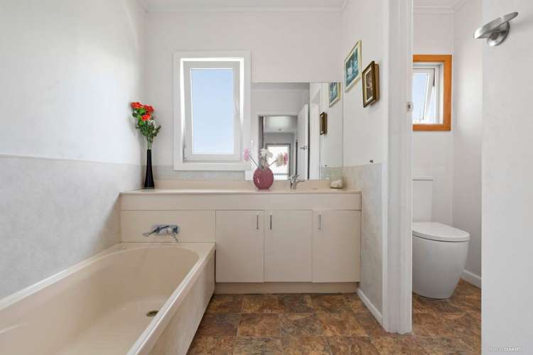 10 Sandspit Road Waiuku_9