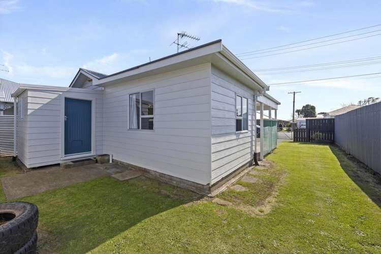 158 Argyle Street Hawera_13