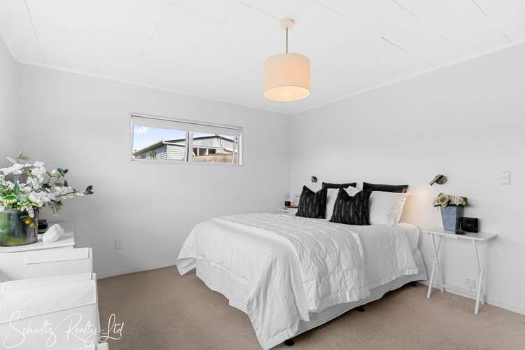 2 Cliff Street Paparoa_15