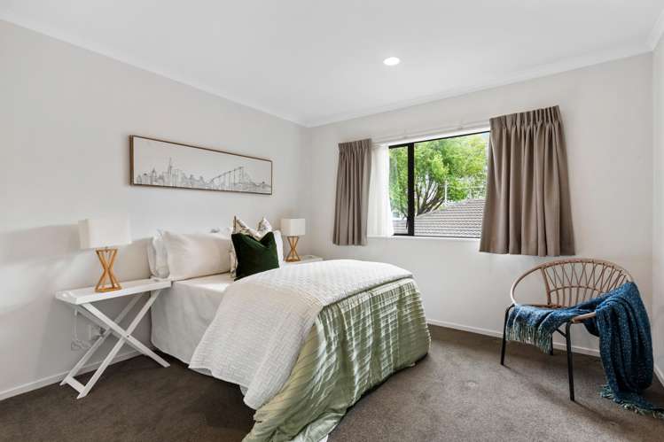 2/12 Oak Street Royal Oak_5