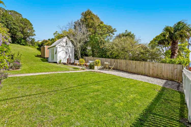 10 Kauri Road Stanmore Bay_15