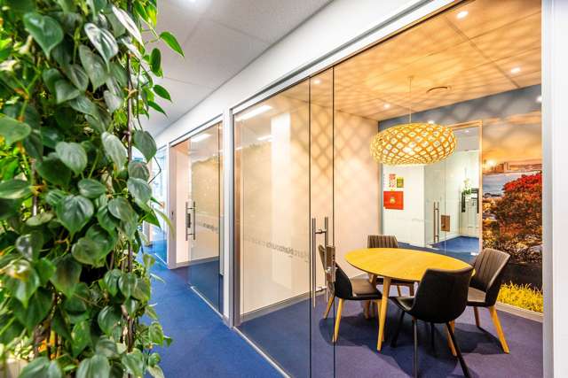 128 Hurstmere Road Takapuna_4