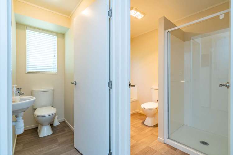 20 Taranga Road Langs Beach_14