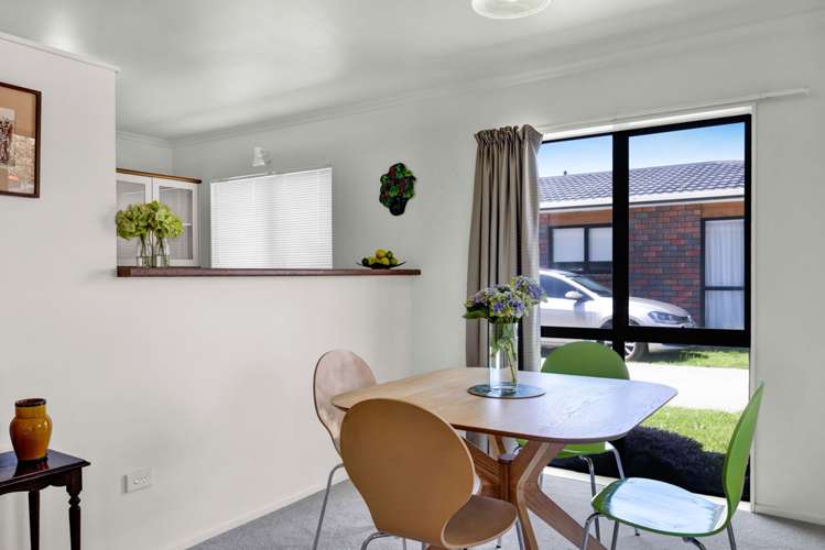 1/302 Saint Aubyn Street New Plymouth Central_4