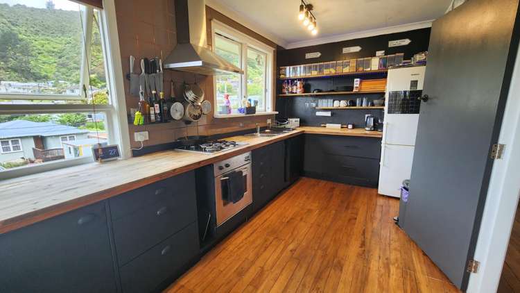 9 Willcox Grove Naenae_7