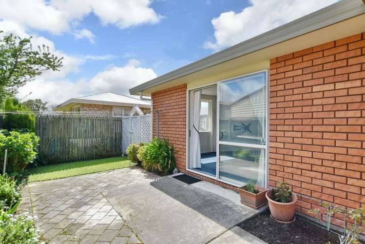19 Charlotte Lane Woolston_20