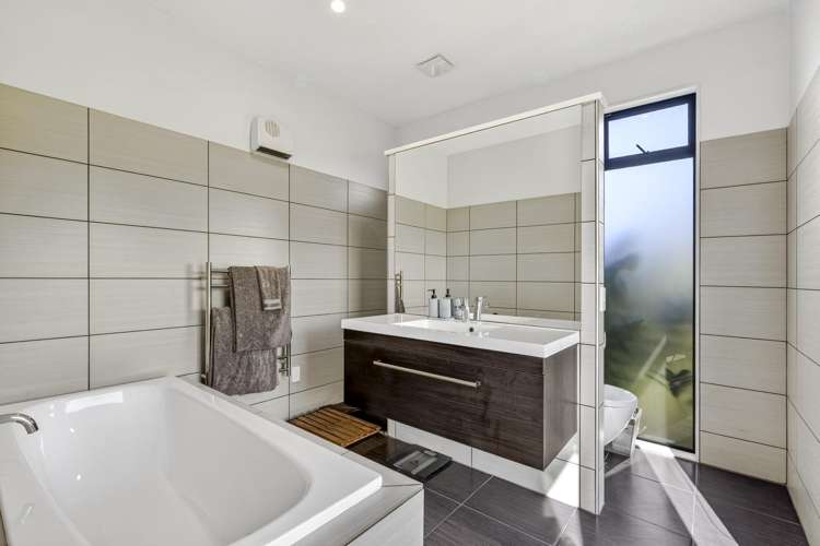 55 Petra Way Mahana_10