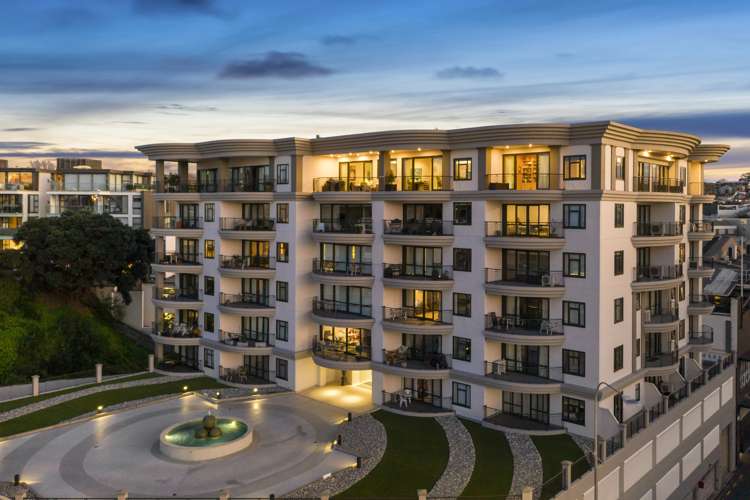 6A/118 Gladstone Road_0