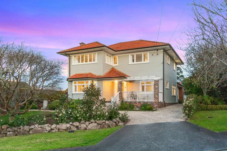 4 Castle Drive Epsom_1