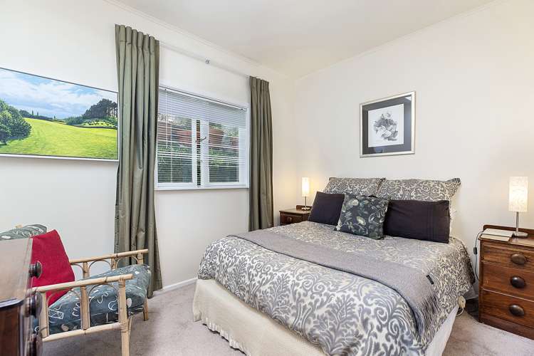 213 Marine Parade Seatoun_10