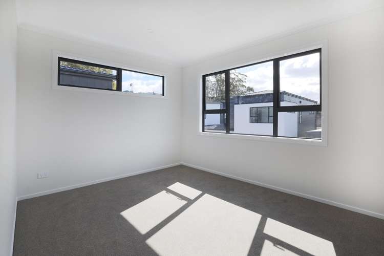 994-996 Taita Drive Taitā_4