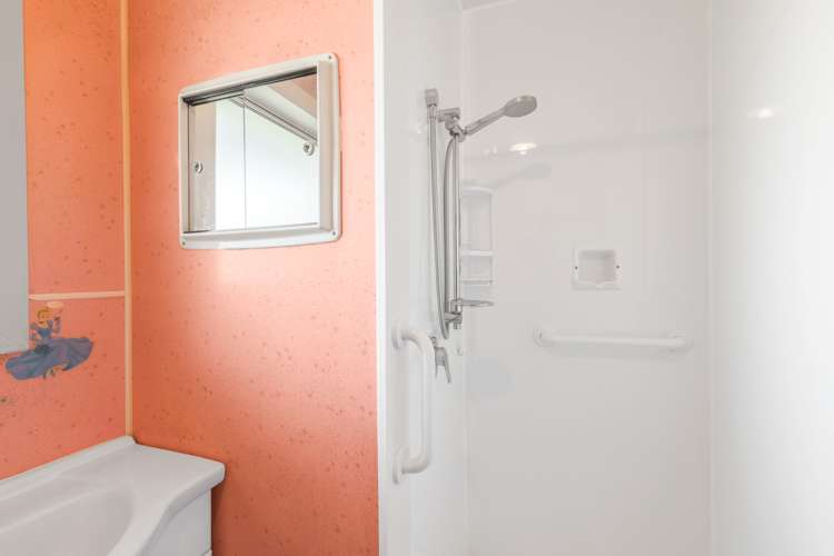 28 Sylvia Street Parklands_16