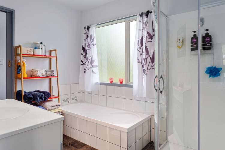 16 Dudley Road Lyttelton_11