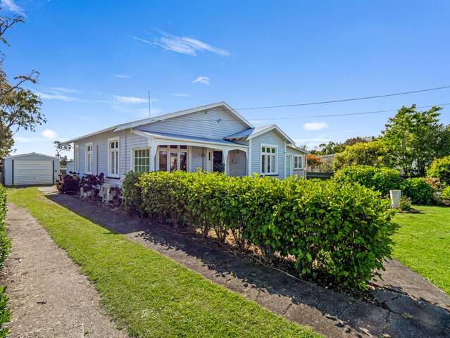 Beautiful bungalow bounty!