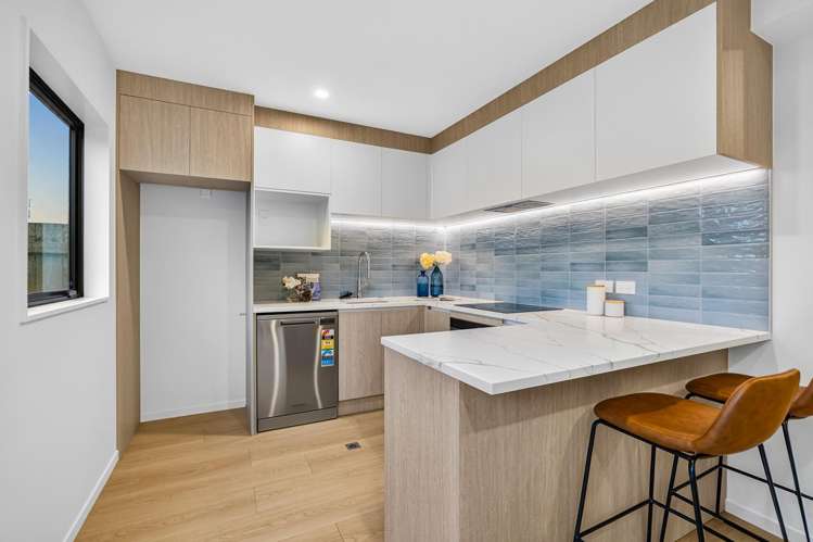 5/114 Don Buck Road Massey_7