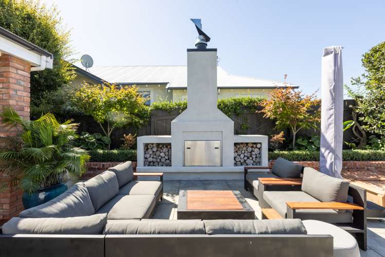 1 Roslyn Road Bluff Hill_23