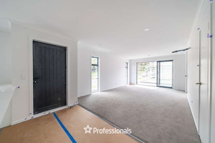 994-996 Taita Drive_3